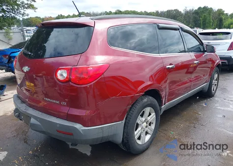 2009 Chevrolet Traverse Lt z USA, uszkodzony, nr VIN 1GNEV23D39S139713